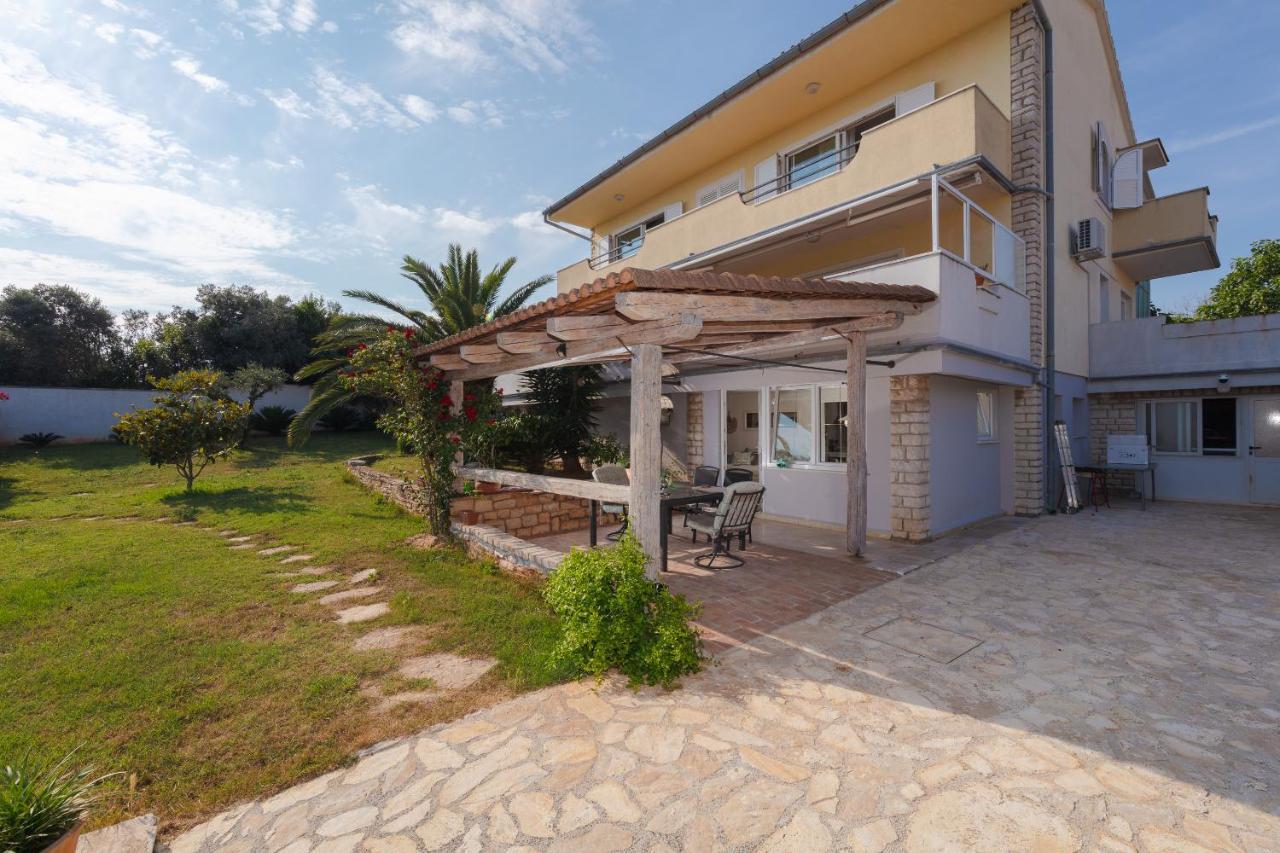 Casa Mia - Apartman Zara Medulin Exterior foto